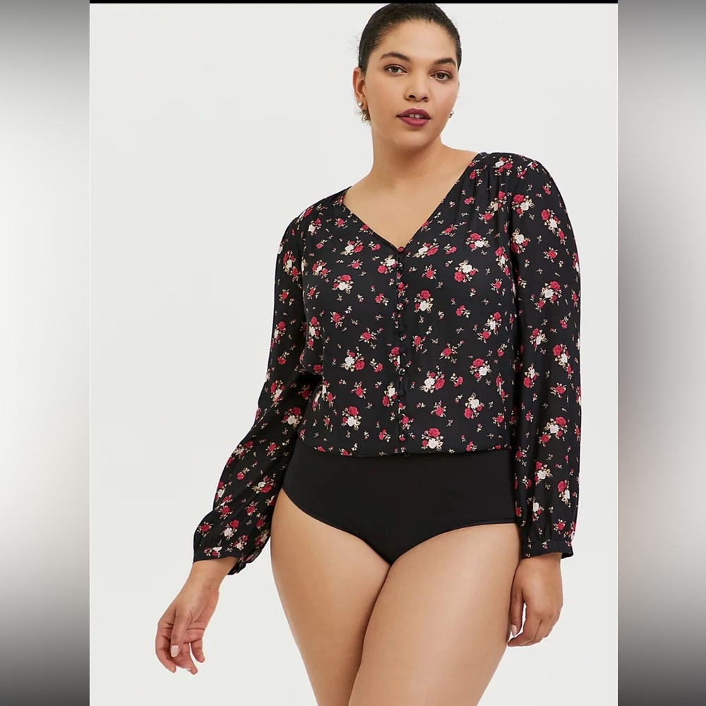 Torrid Plus Size 1 Floral Black Pink Crepe Bodysuit Long Sleeve V-neck Buttons
